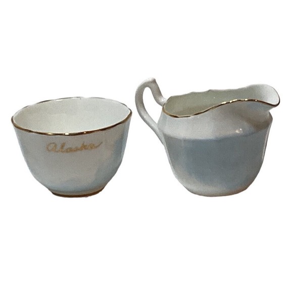 Clarence Of England Bone China Alaska Eskimos Sugar And Creamer - Picture 3 of 8